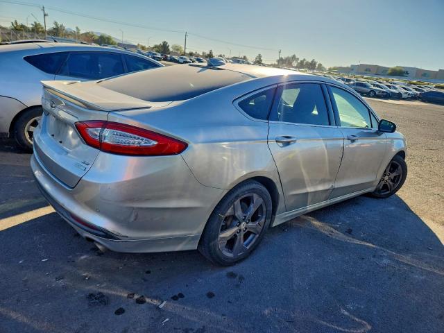 Ford Fusion Se Image 4
