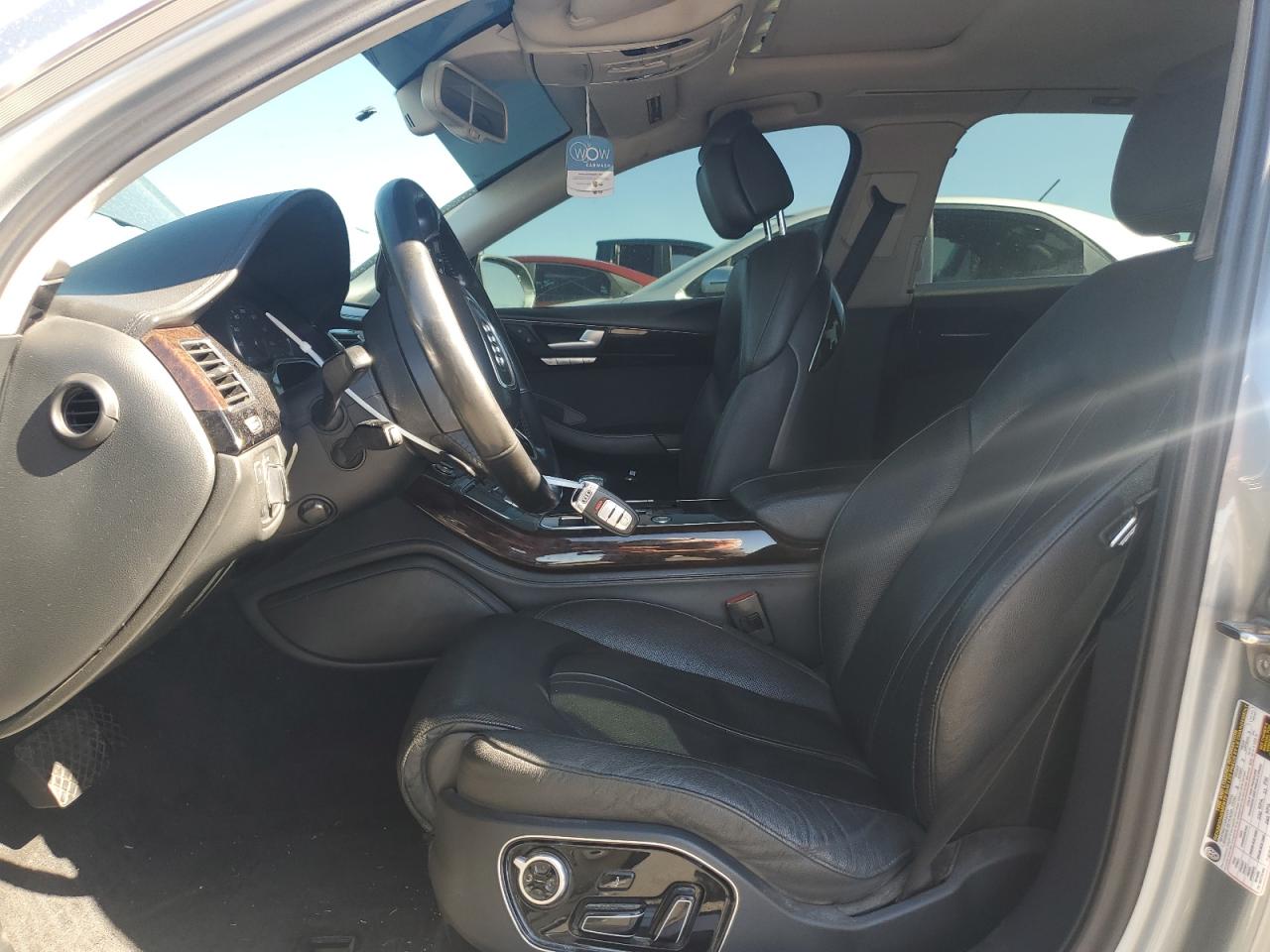 Audi A8 L Quattro Image 5