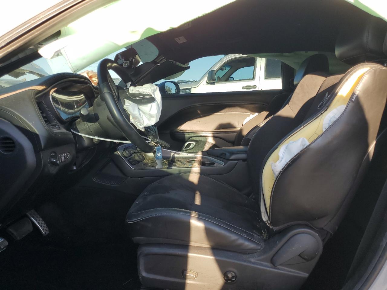 Dodge Challenger R/t Scat Pack Image 5