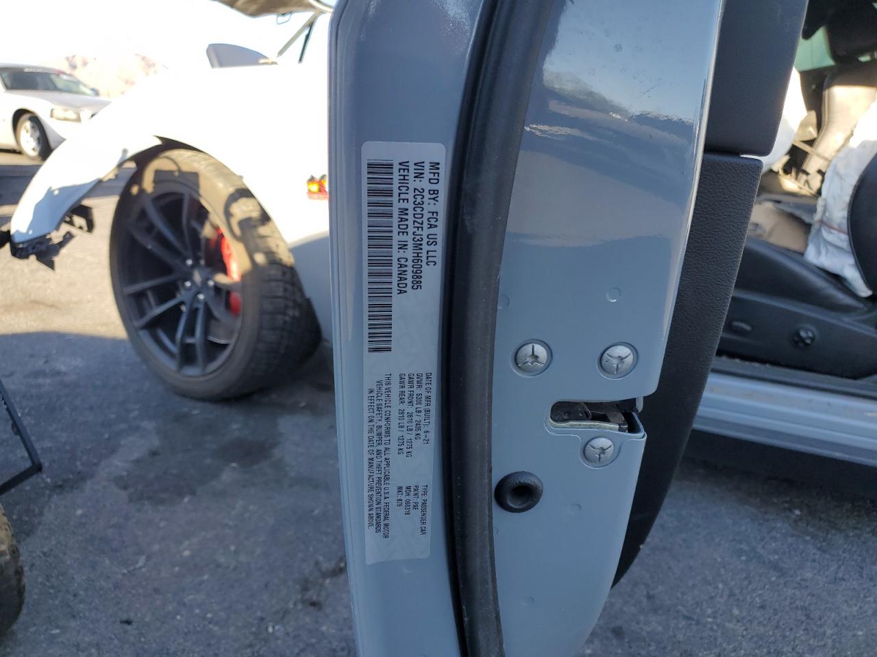 Dodge Challenger R/t Scat Pack Image 7