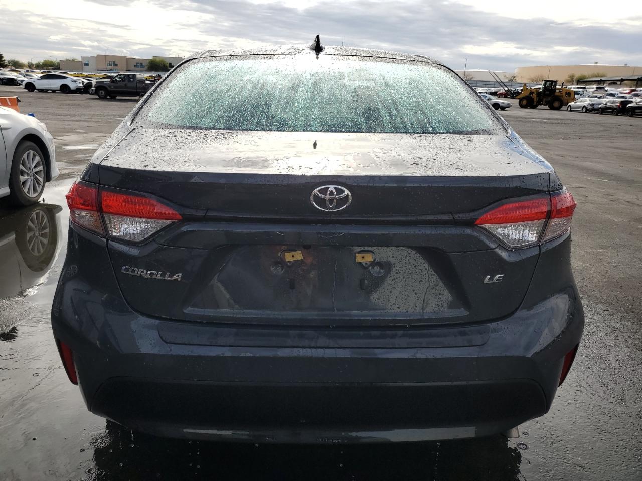 Toyota Corolla Le Image 4