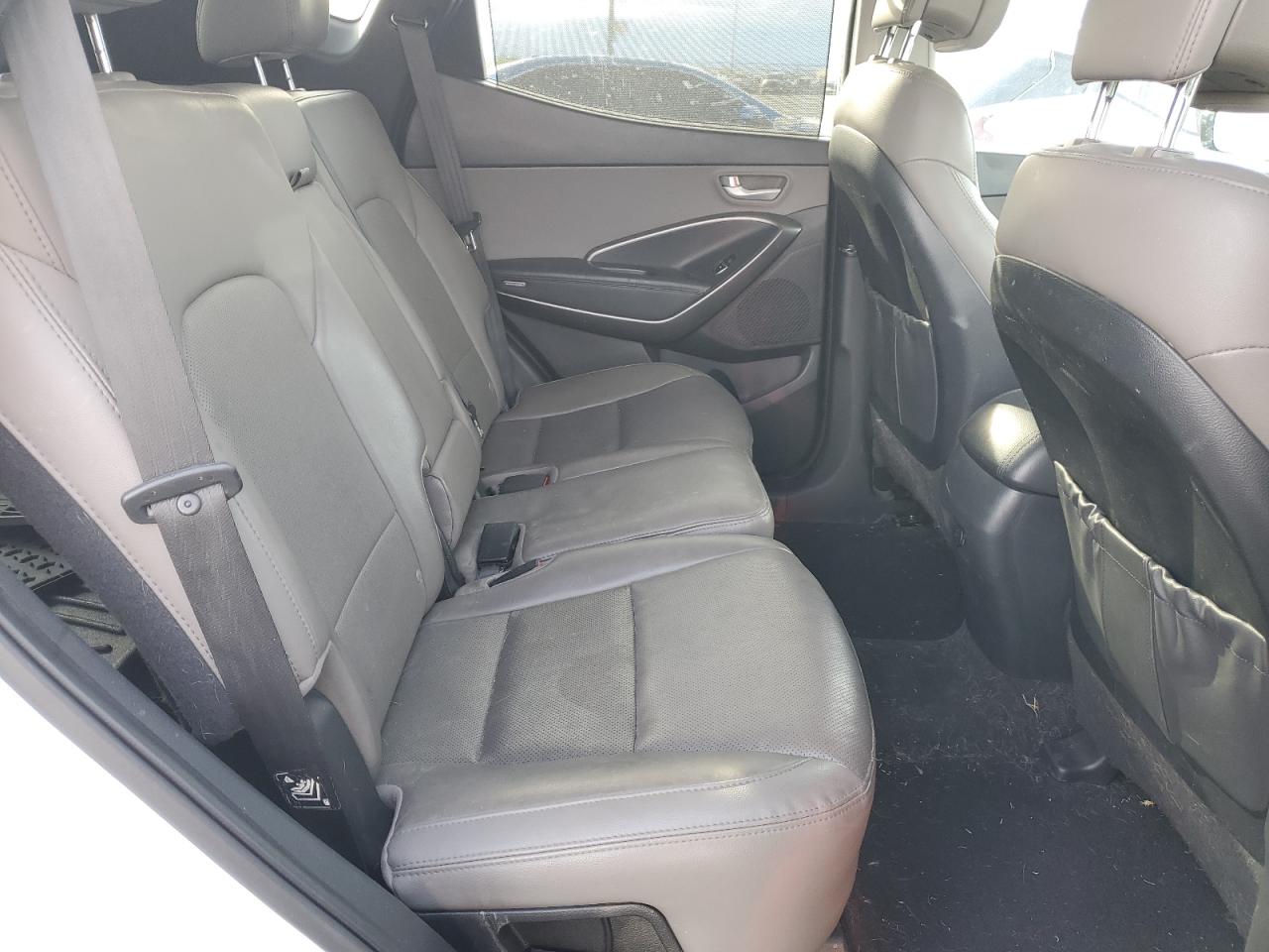 Hyundai SANTA FE Image 11