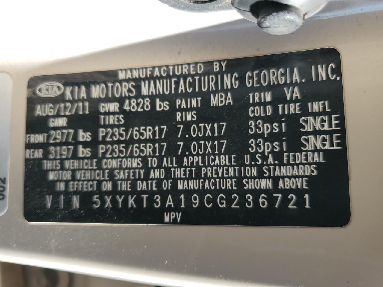 Kia Sorento Base Image 9