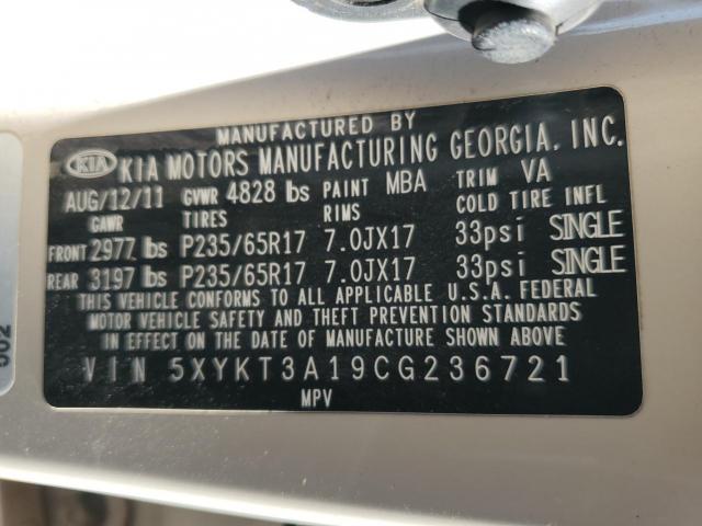 Kia Sorento Base Image 9