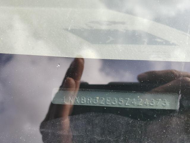 Toyota Corolla Ce Image 10