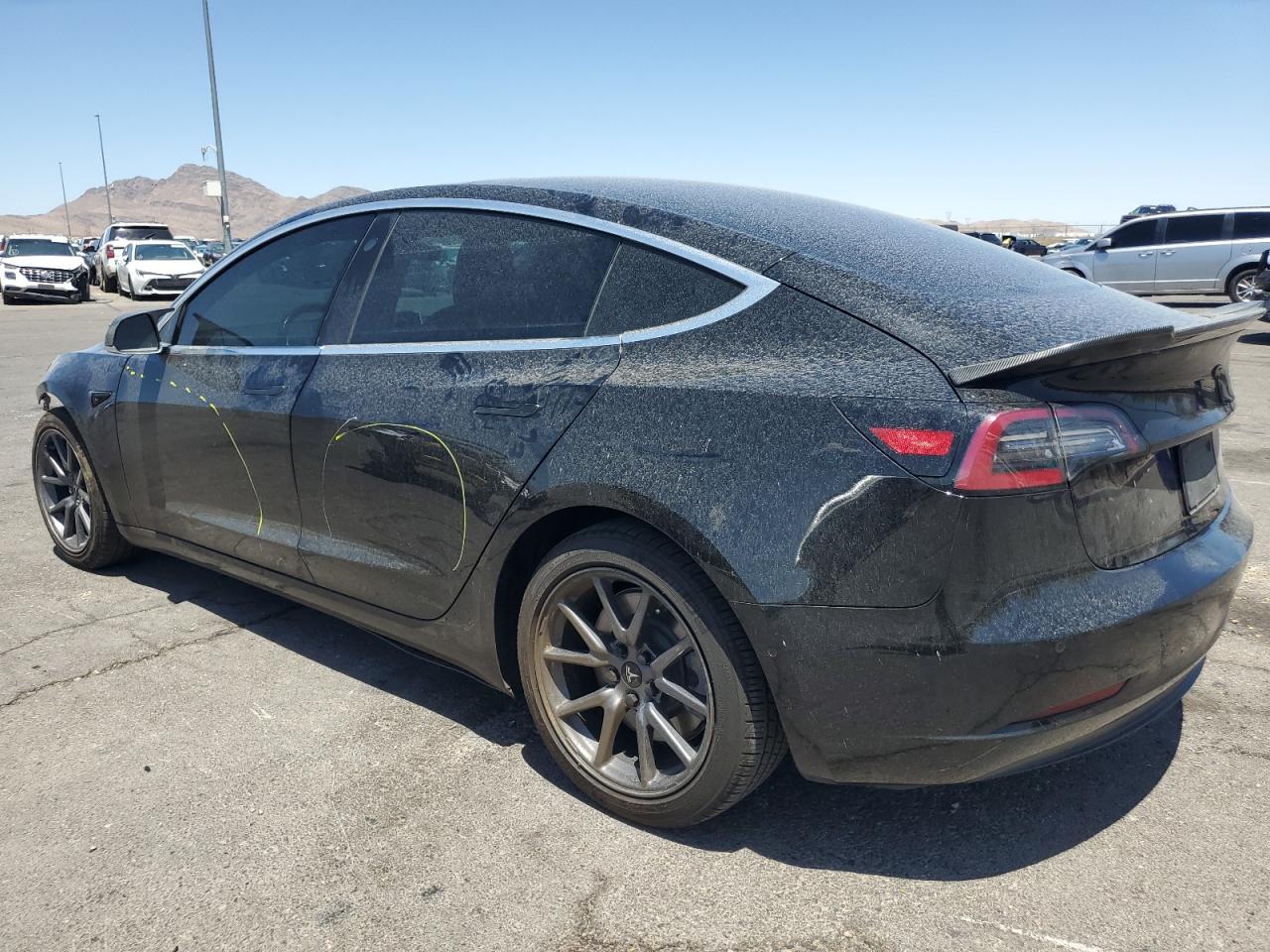 Tesla Model 3 Image 9