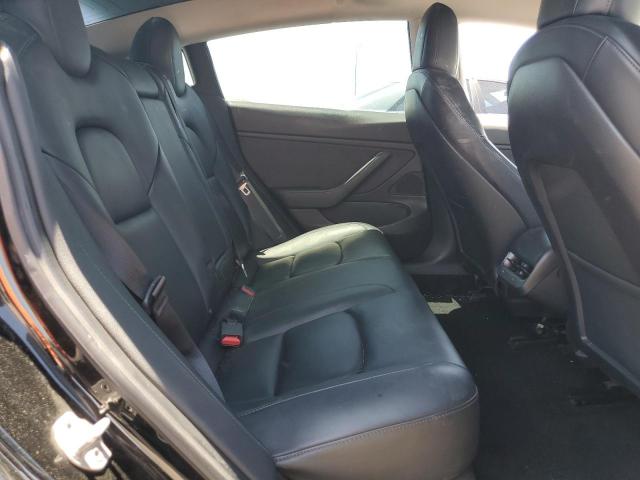 Tesla Model 3 Image 12