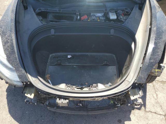 Tesla Model 3 Image 10