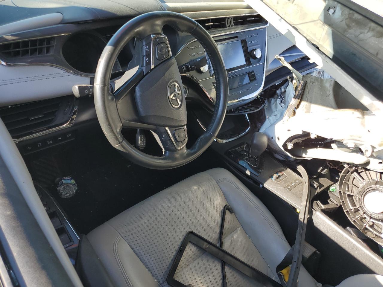 Toyota Avalon Xle Image 11