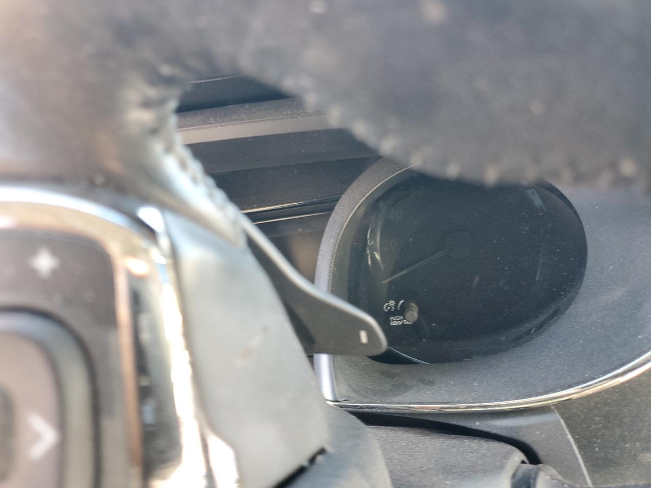 Toyota Avalon Xle Image 2