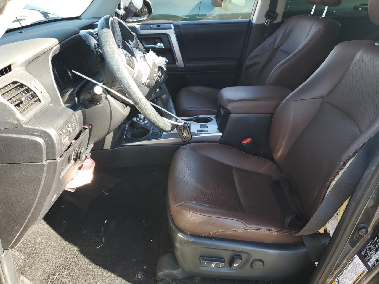 Toyota 4Runner Limited Image 6