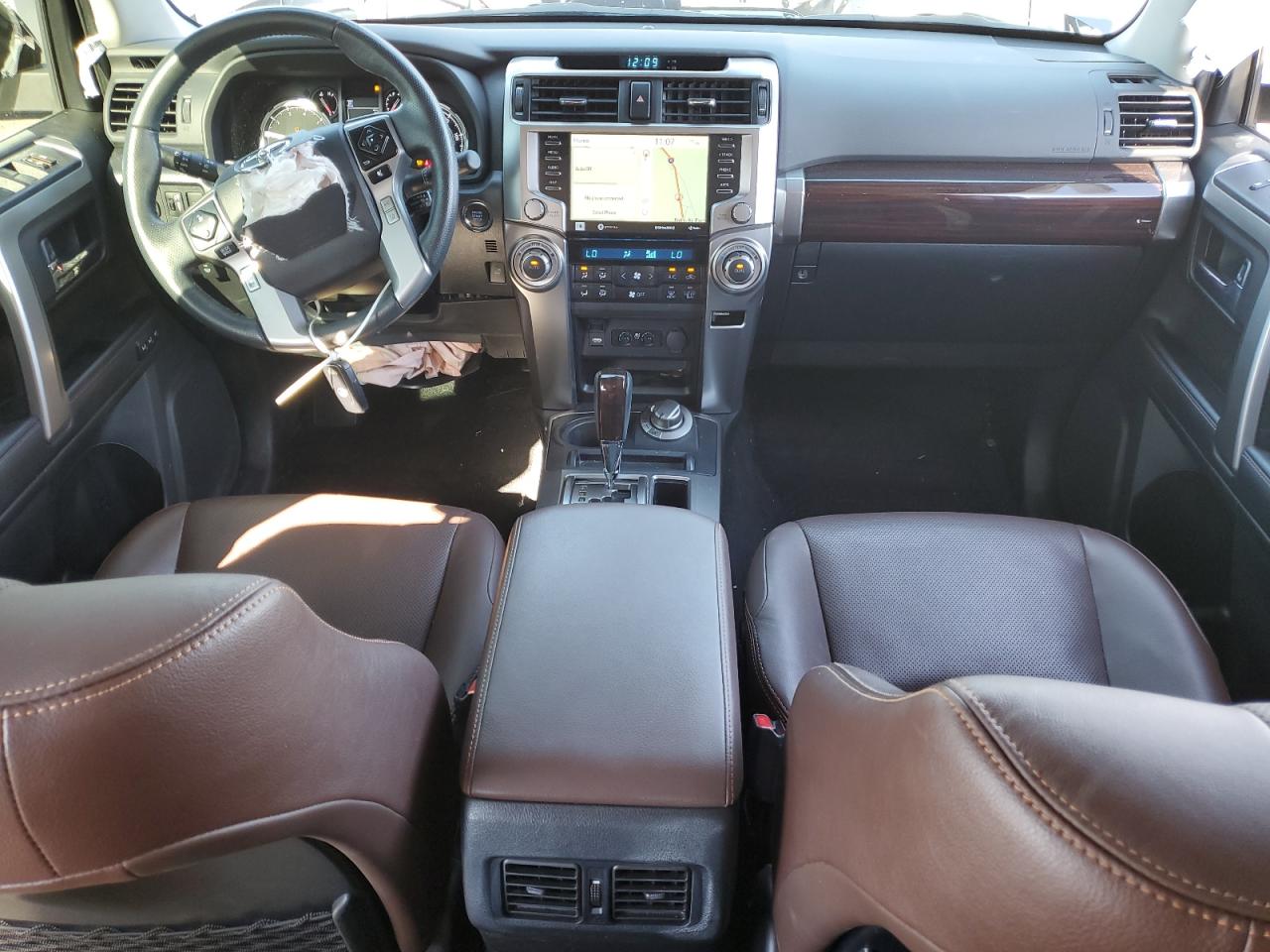 Toyota 4Runner Limited Image 9