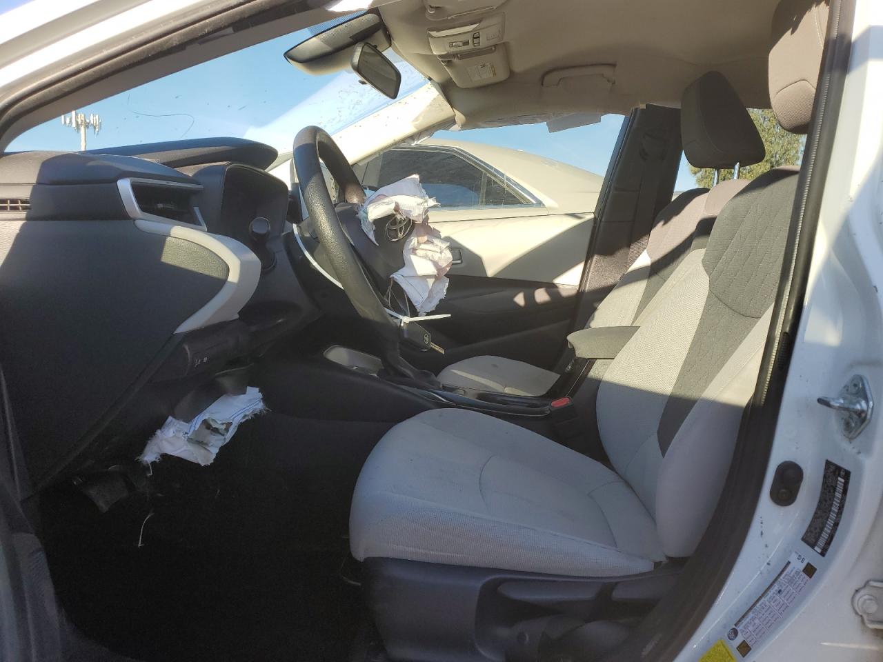 Toyota Corolla Le Image 2