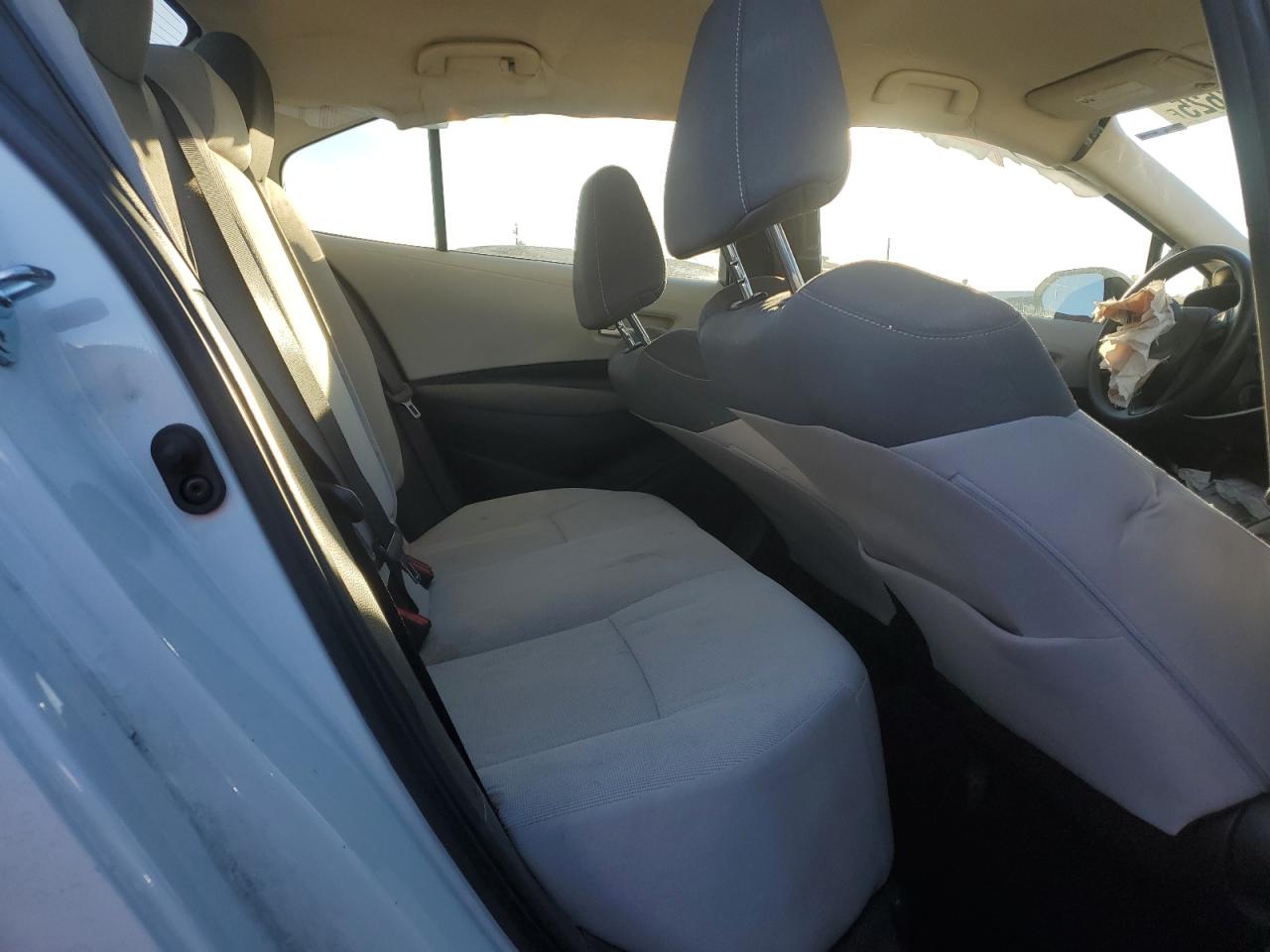 Toyota Corolla Le Image 5