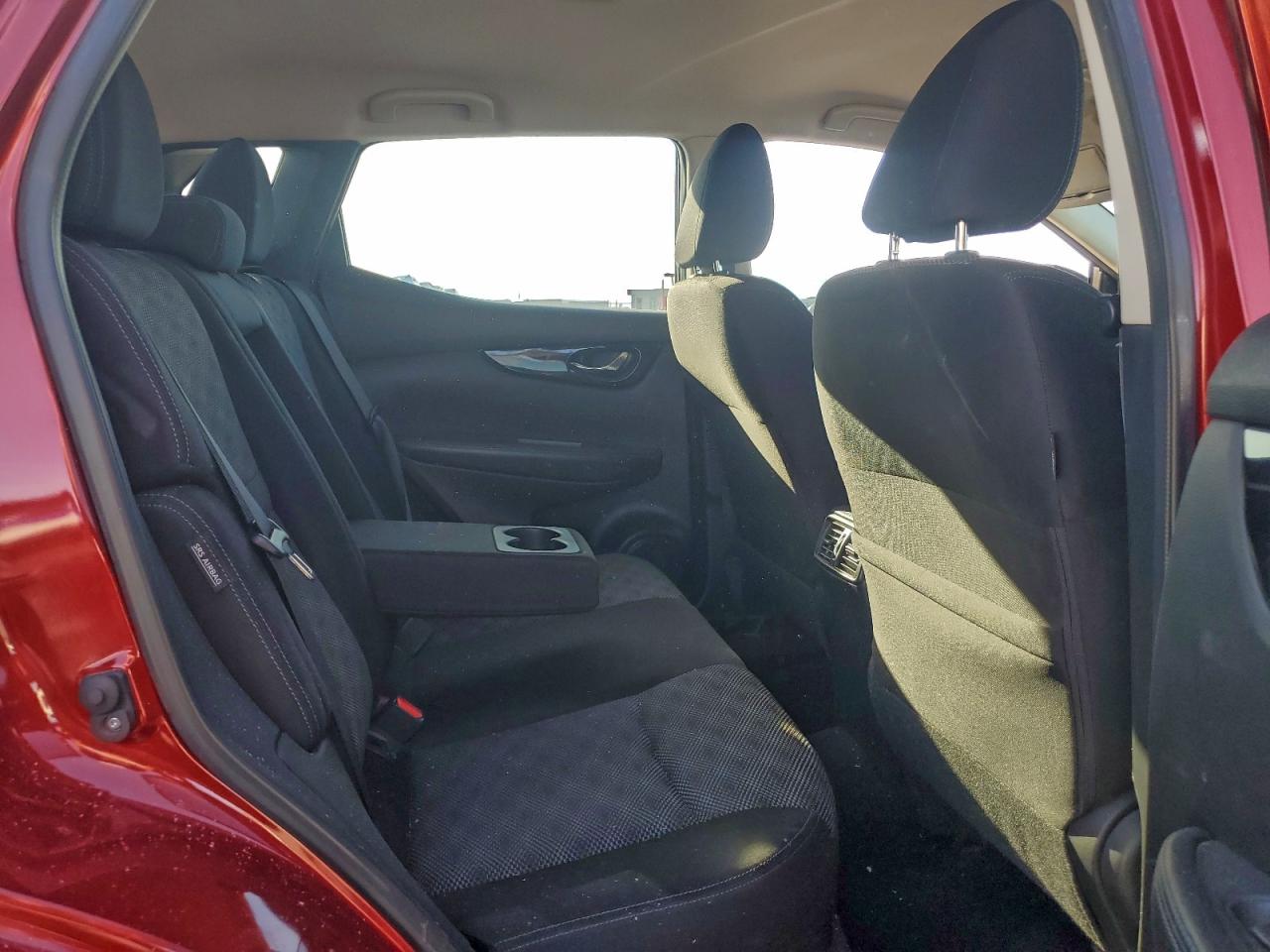 Nissan Rogue S Image 7