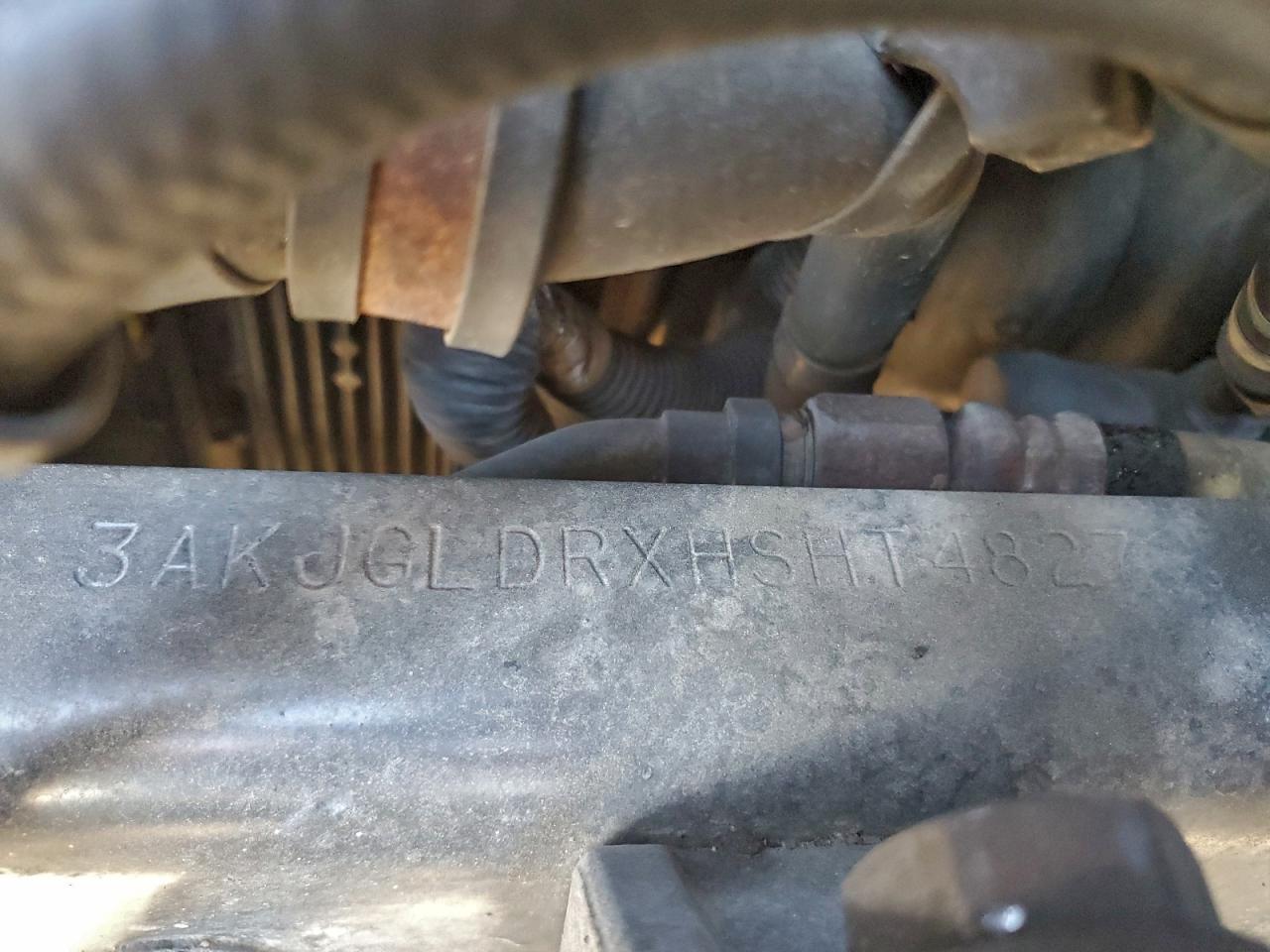 Freightliner Cascadia 1 Image 8