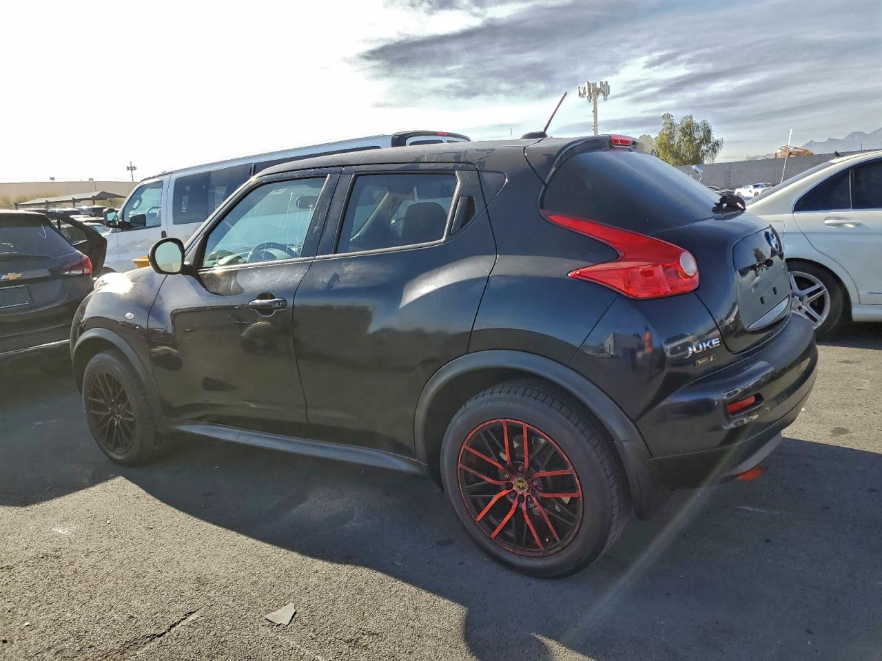 Nissan JUKE S Image 4