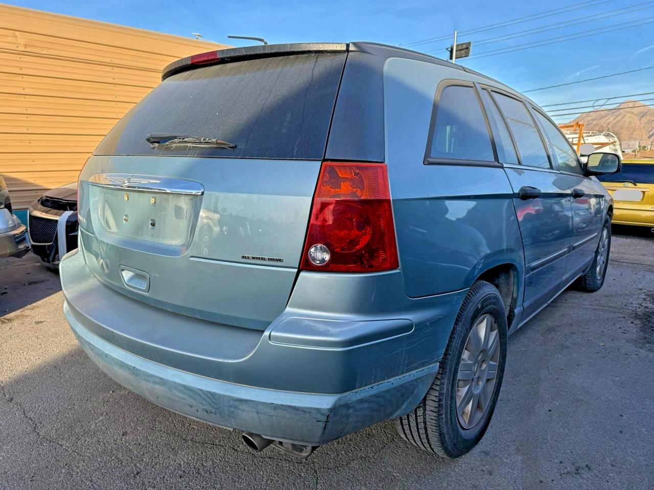 Chrysler Pacifica Lx Image 6