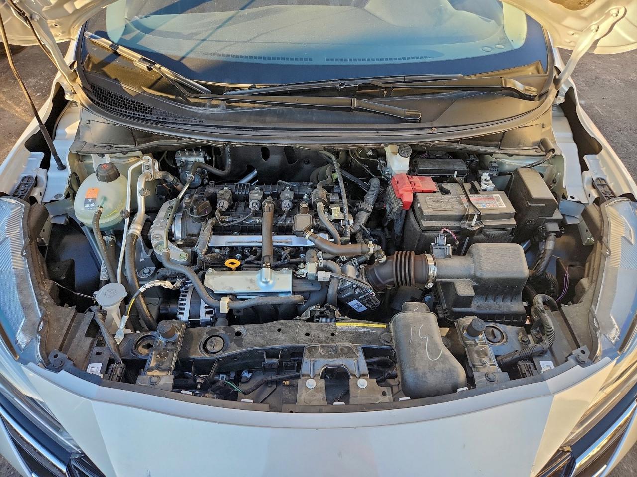 Nissan Versa Sv Image 8