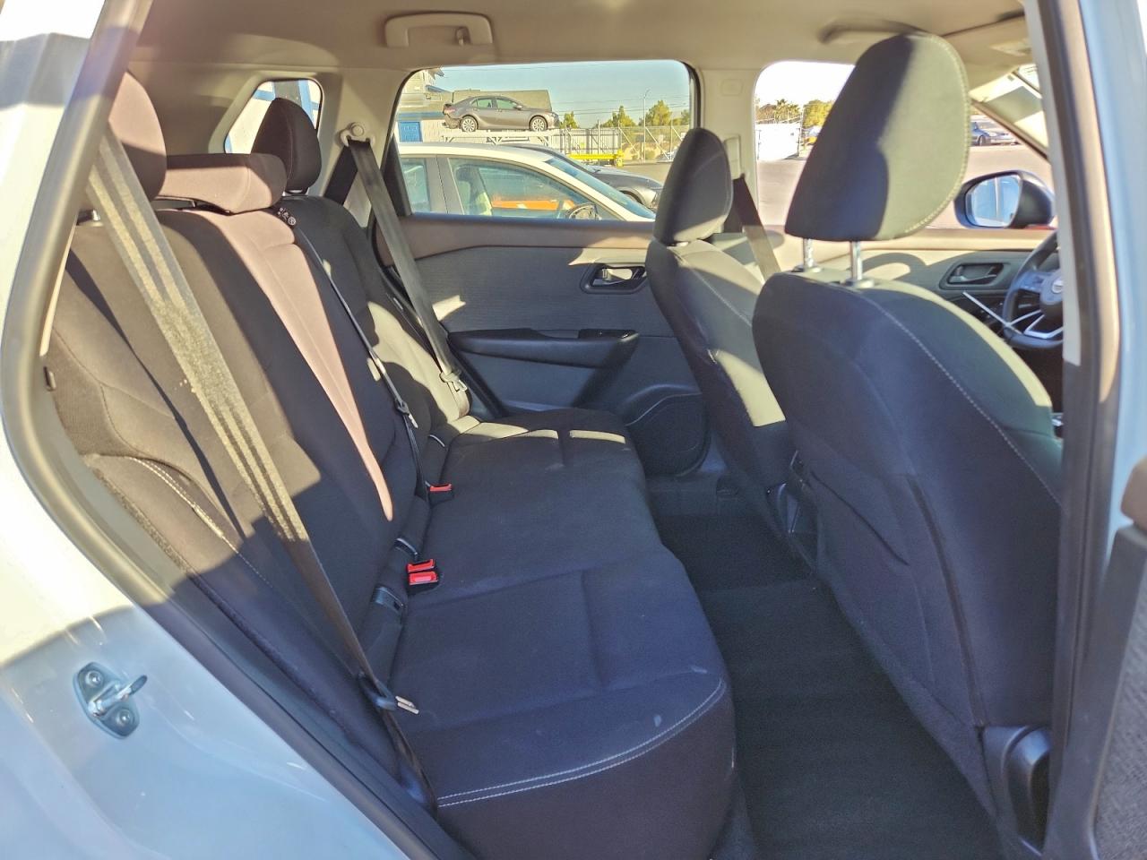 Nissan Rogue S Image 10