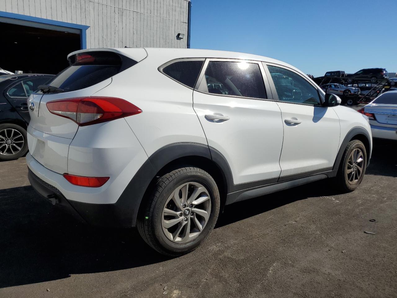 Hyundai TUCSON Se Image 11