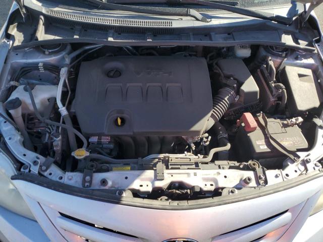 Toyota Corolla Base Image 8