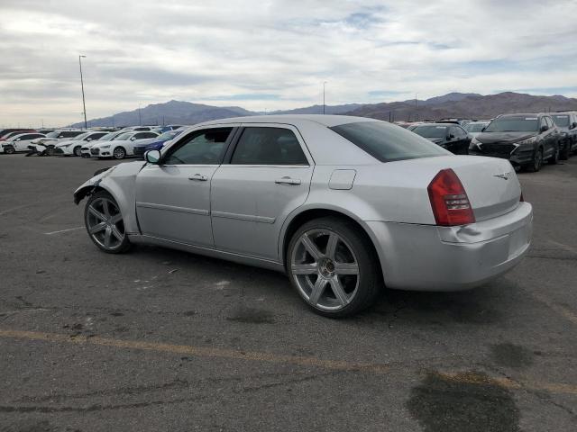 Chrysler 300 Image 4