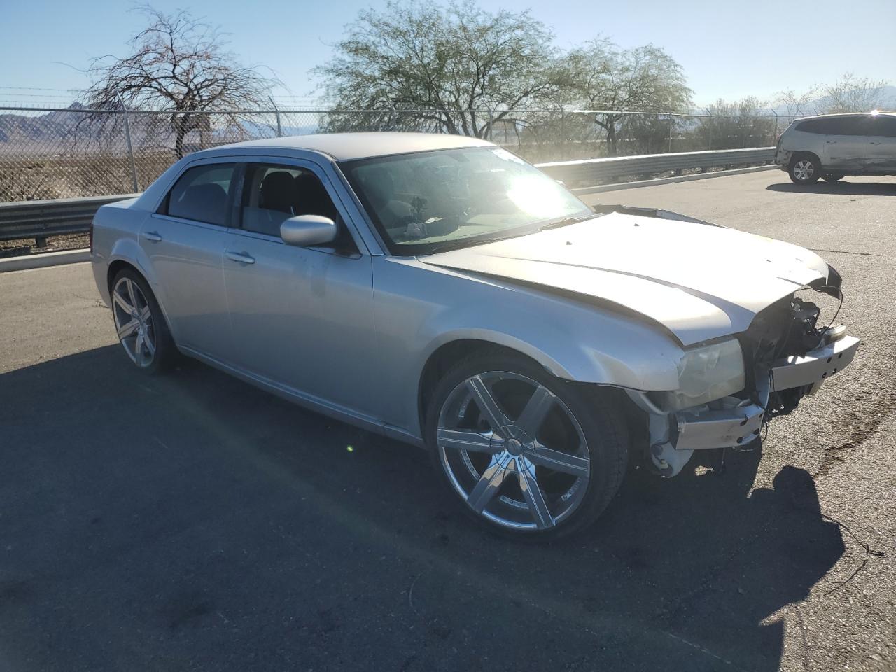 Chrysler 300 Image 3