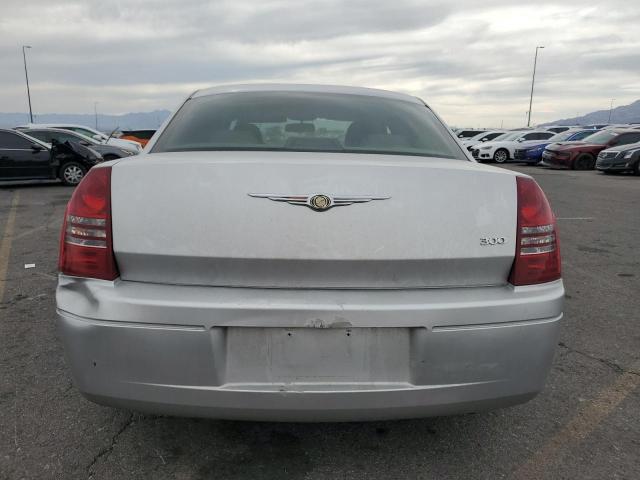 Chrysler 300 Image 5