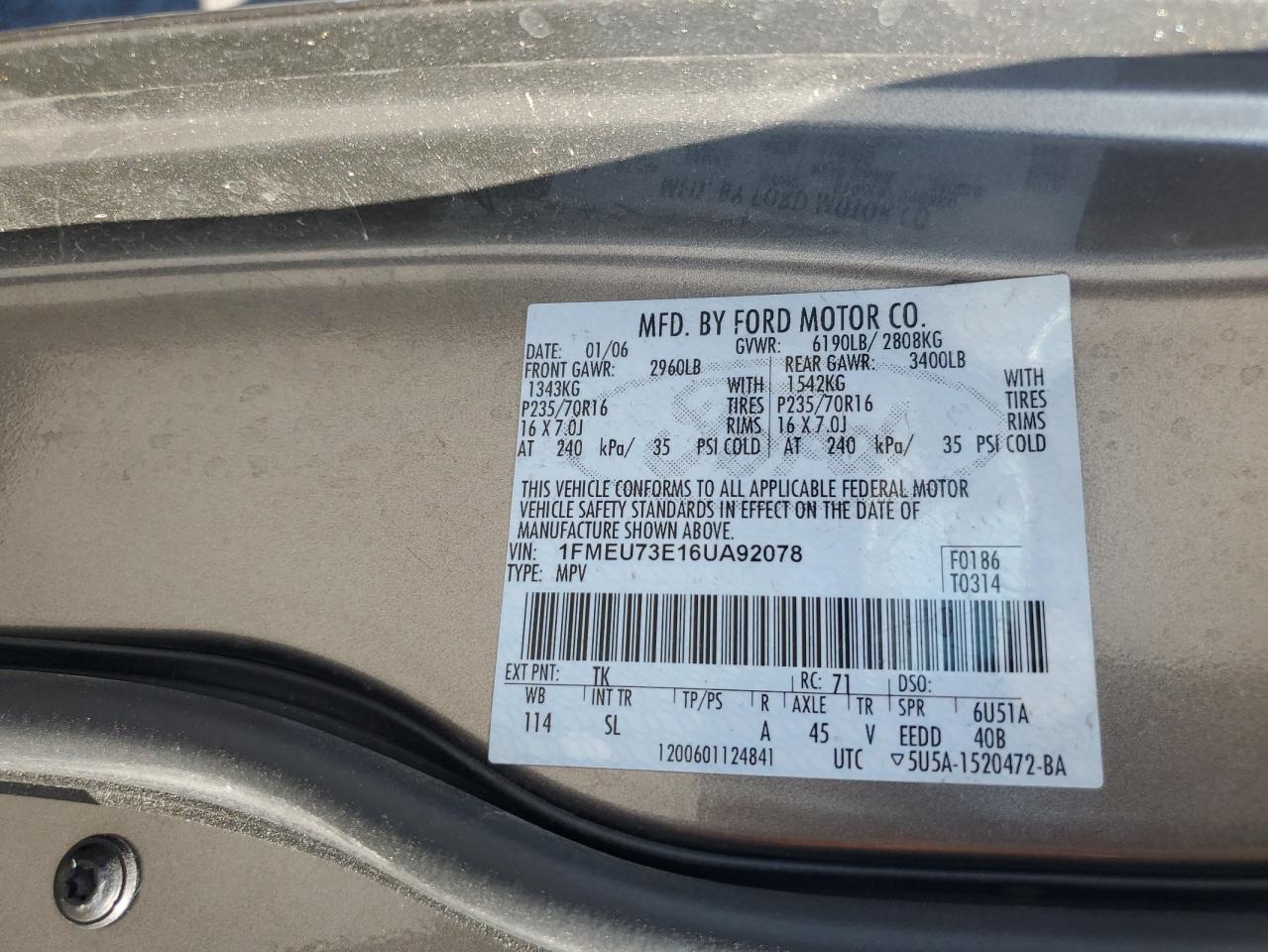 Ford Explorer Image 2