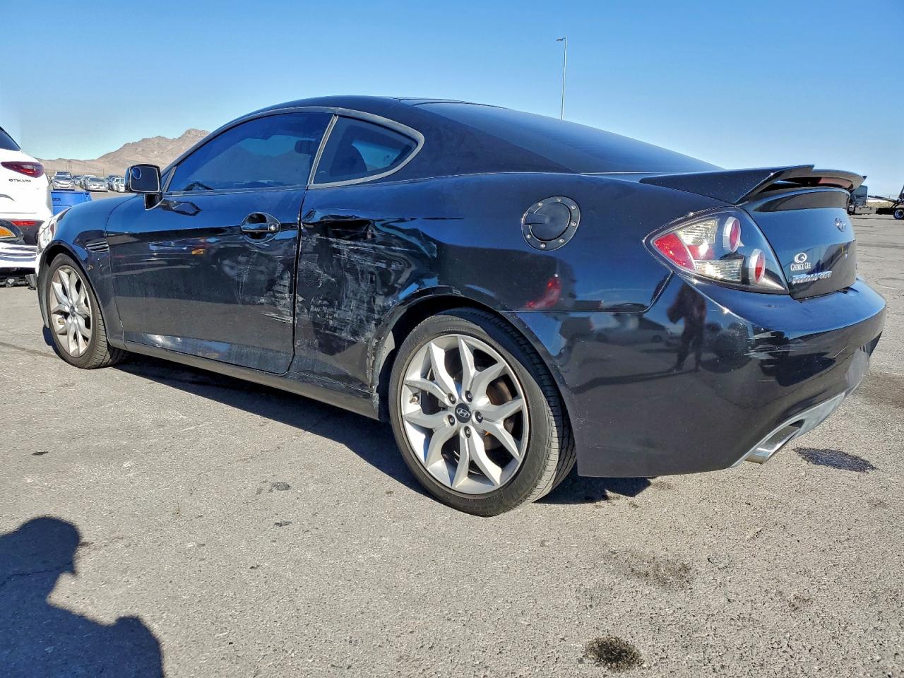 Hyundai Tiburon Gt Image 10