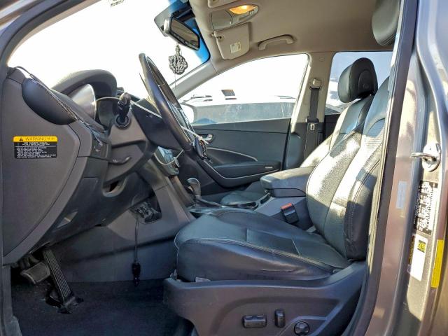 Hyundai SANTA FE Image 4