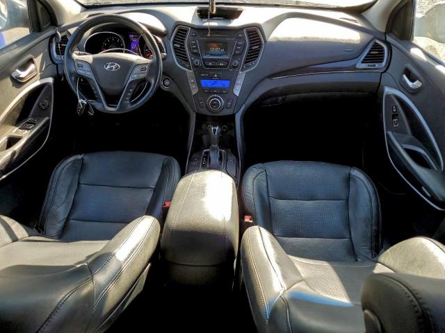 Hyundai SANTA FE Image 12