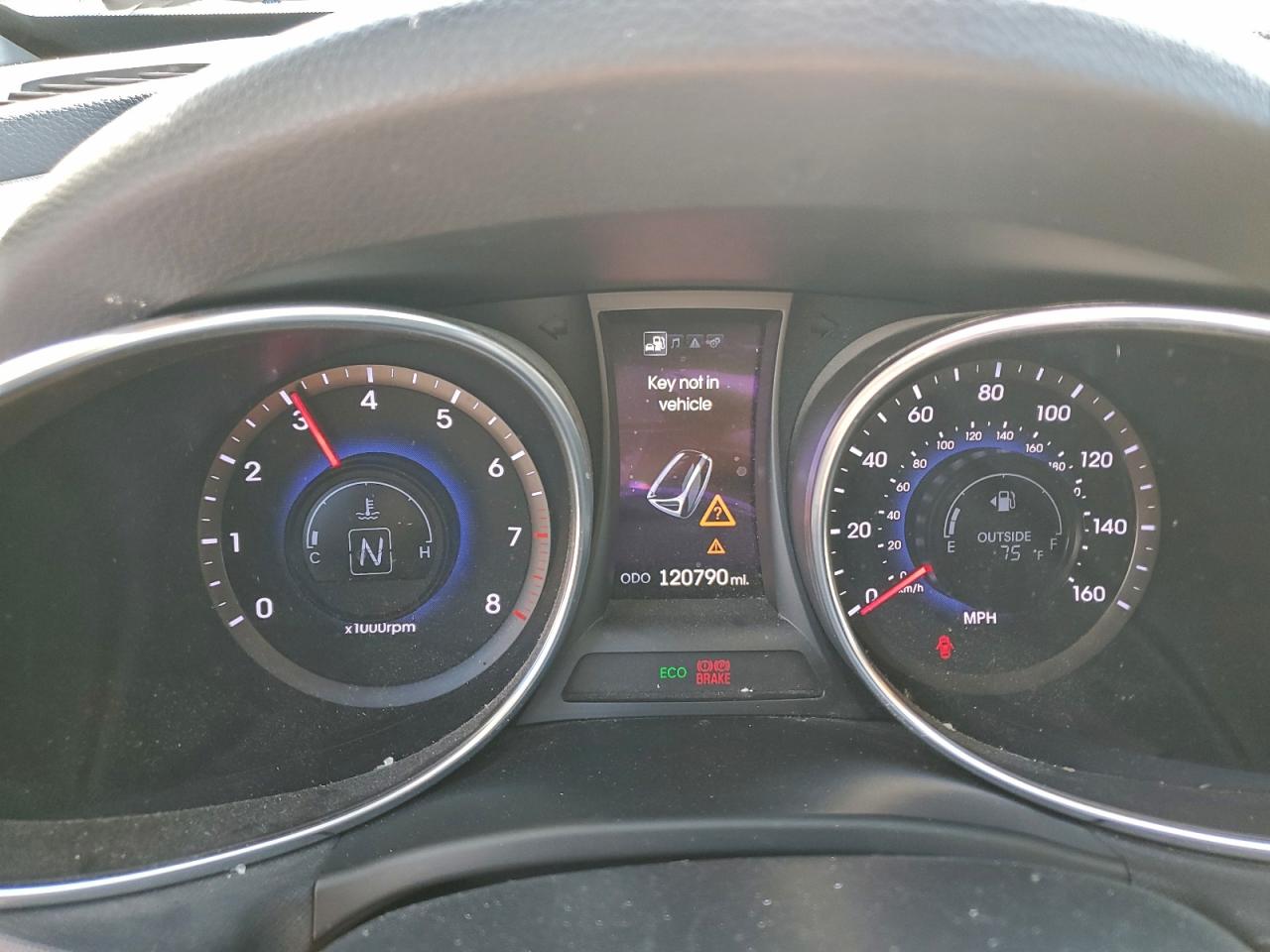 Hyundai SANTA FE Image 8