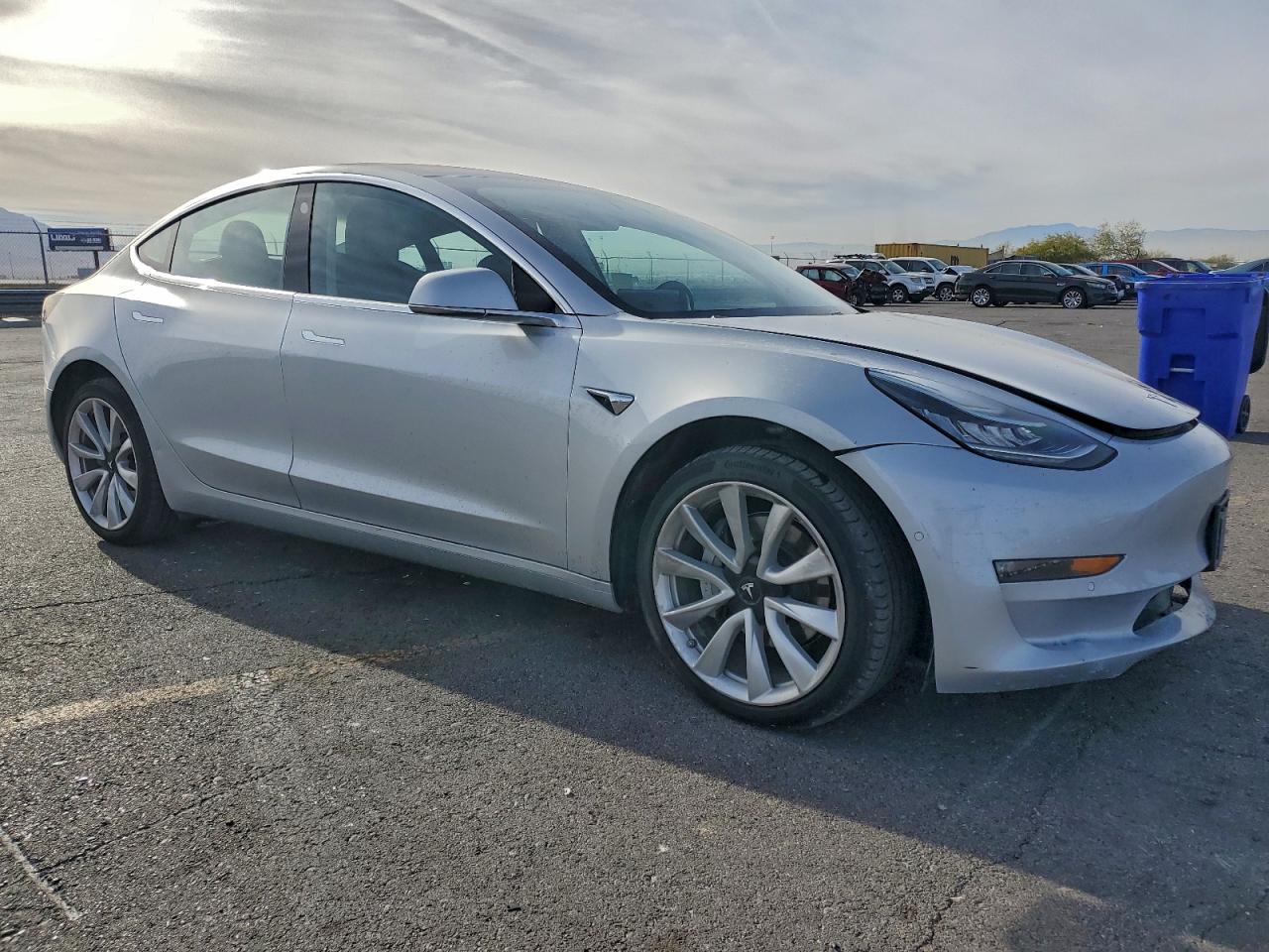 Tesla Model 3 Image 2