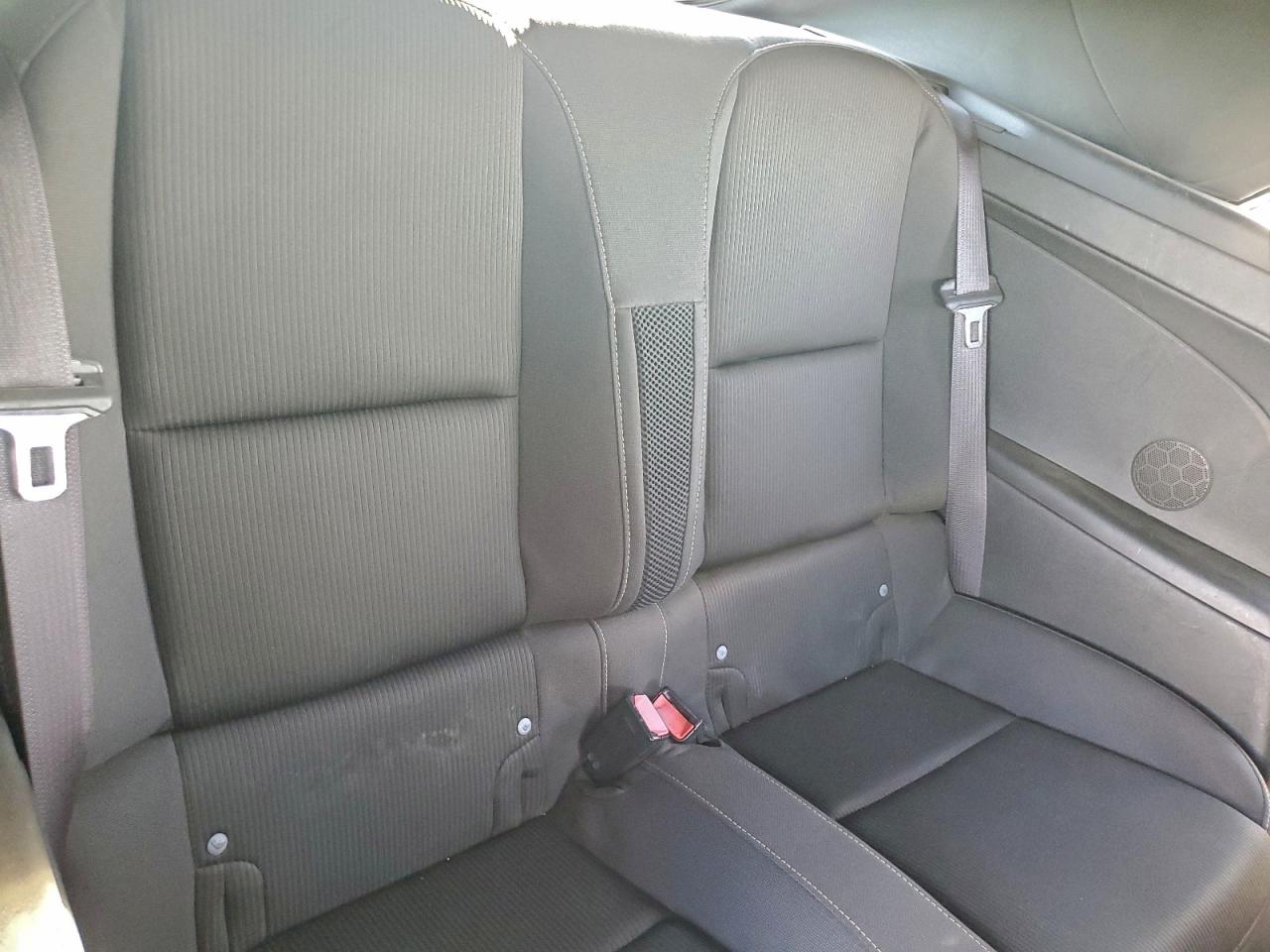 Chevrolet Camaro Lt Image 9