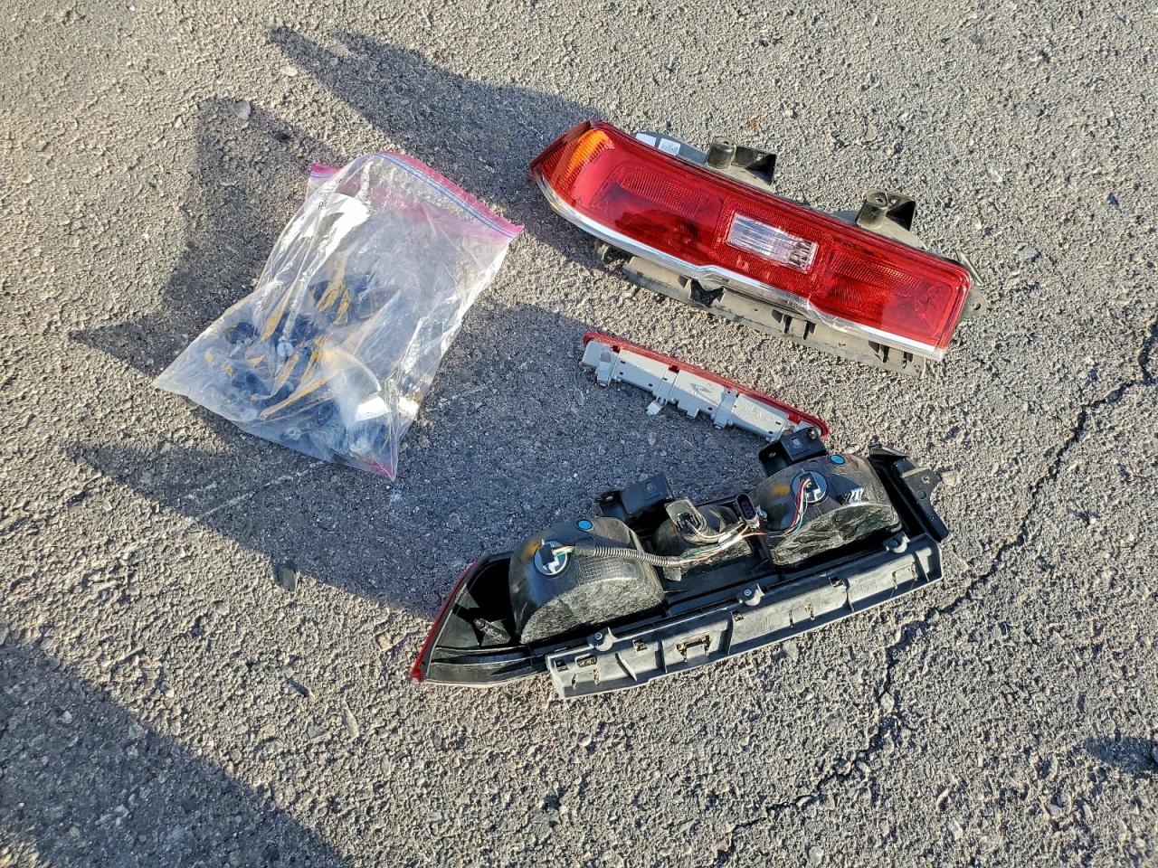 Chevrolet Camaro Lt Image 13