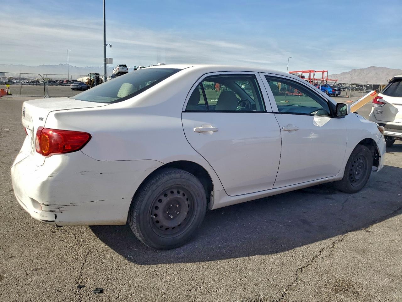 Toyota Corolla Base Image 4