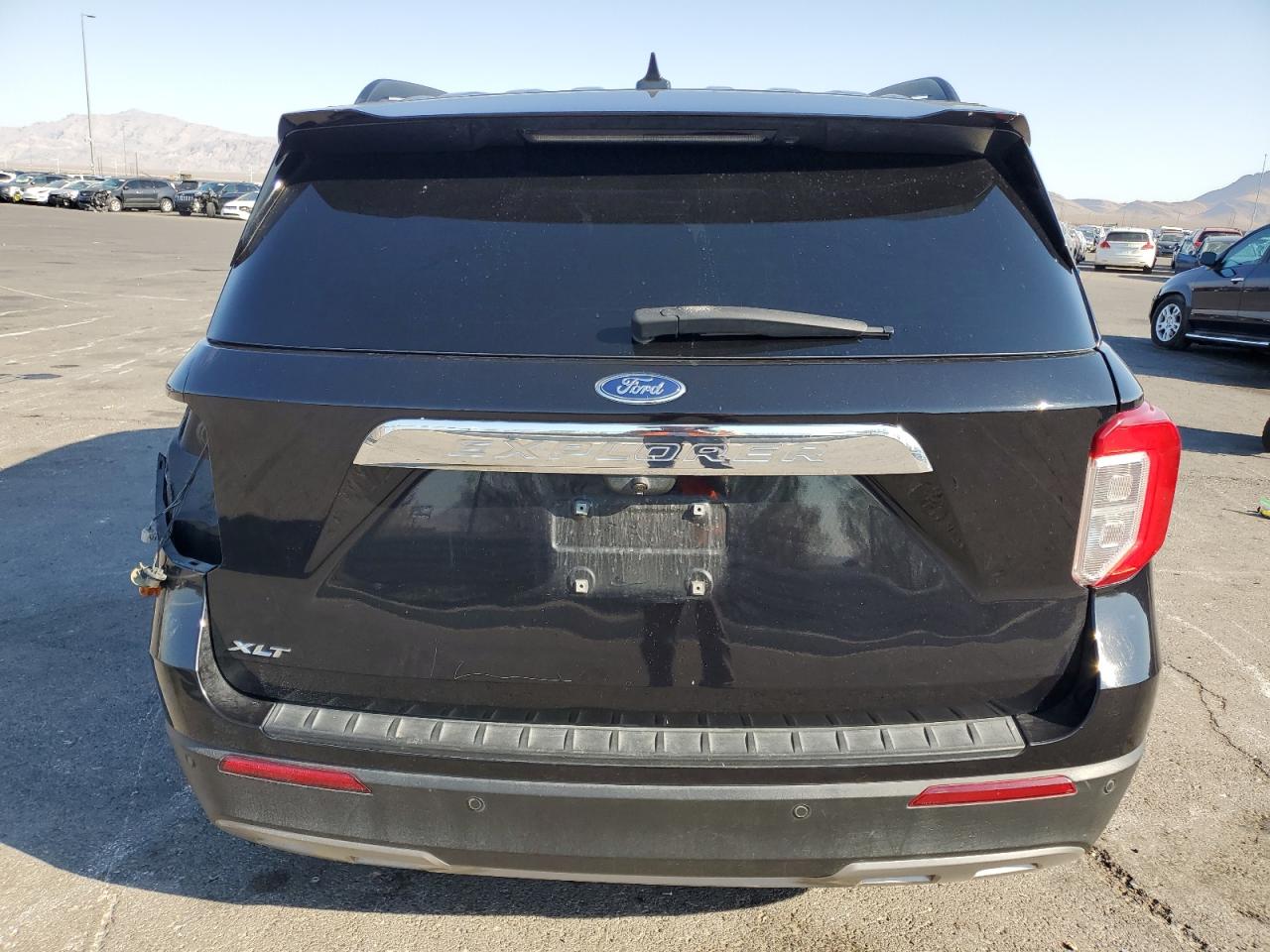Ford Explorer Xlt Image 7