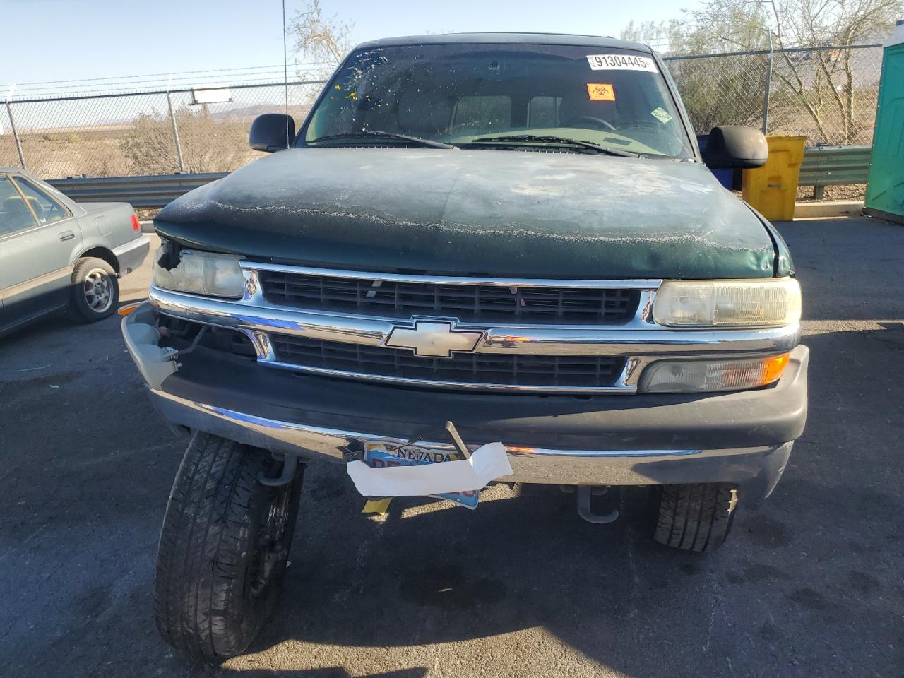 Chevrolet Suburban C1500 Image 6