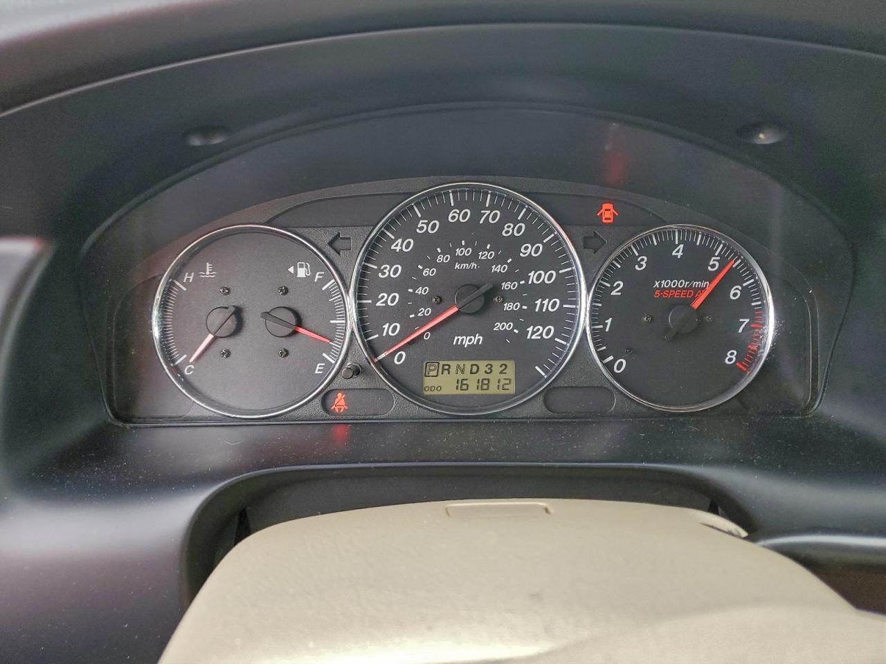 Mazda MPV Wagon Image 12