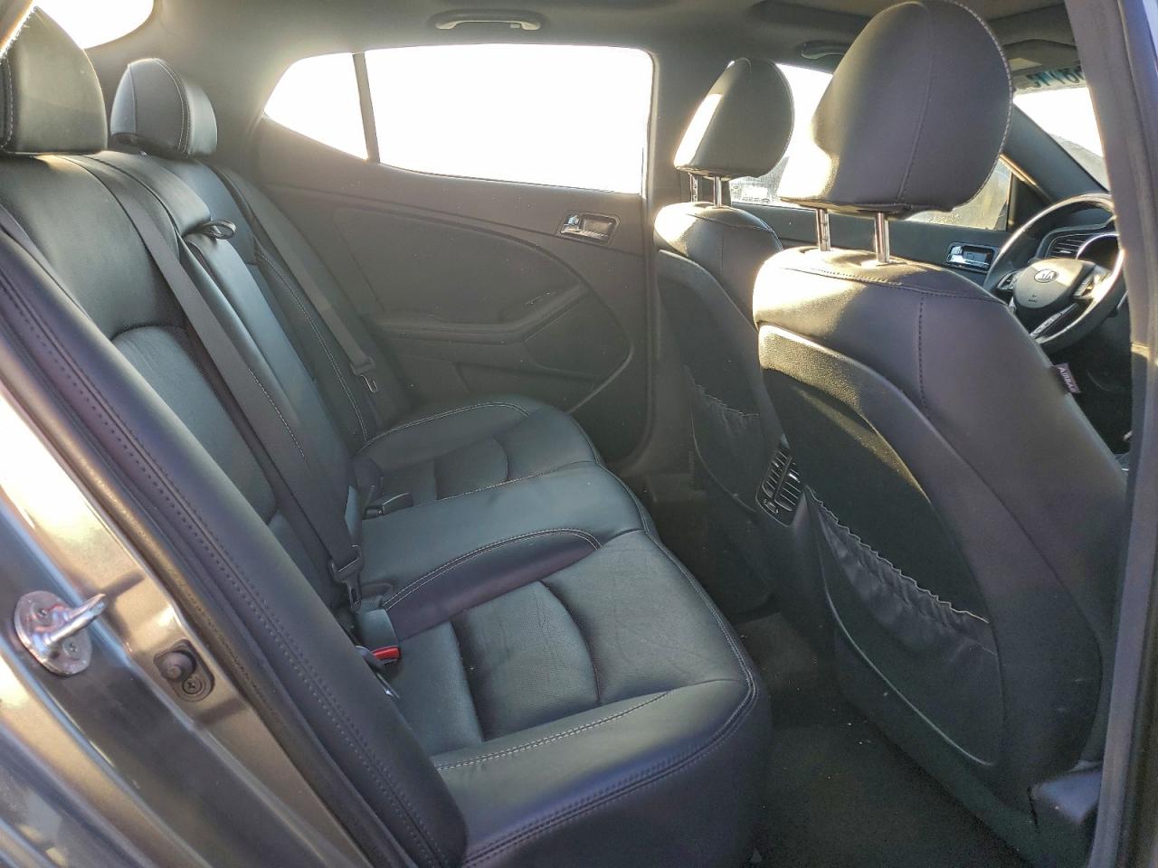 Kia Optima Sx Image 12