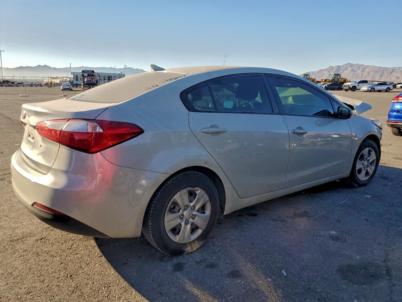 Kia Forte Lx Image 4