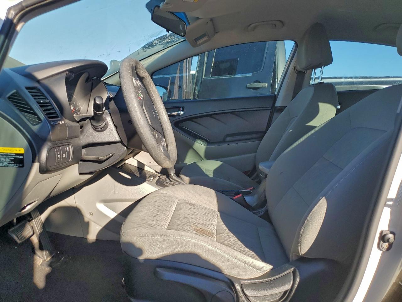 Kia Forte Lx Image 13