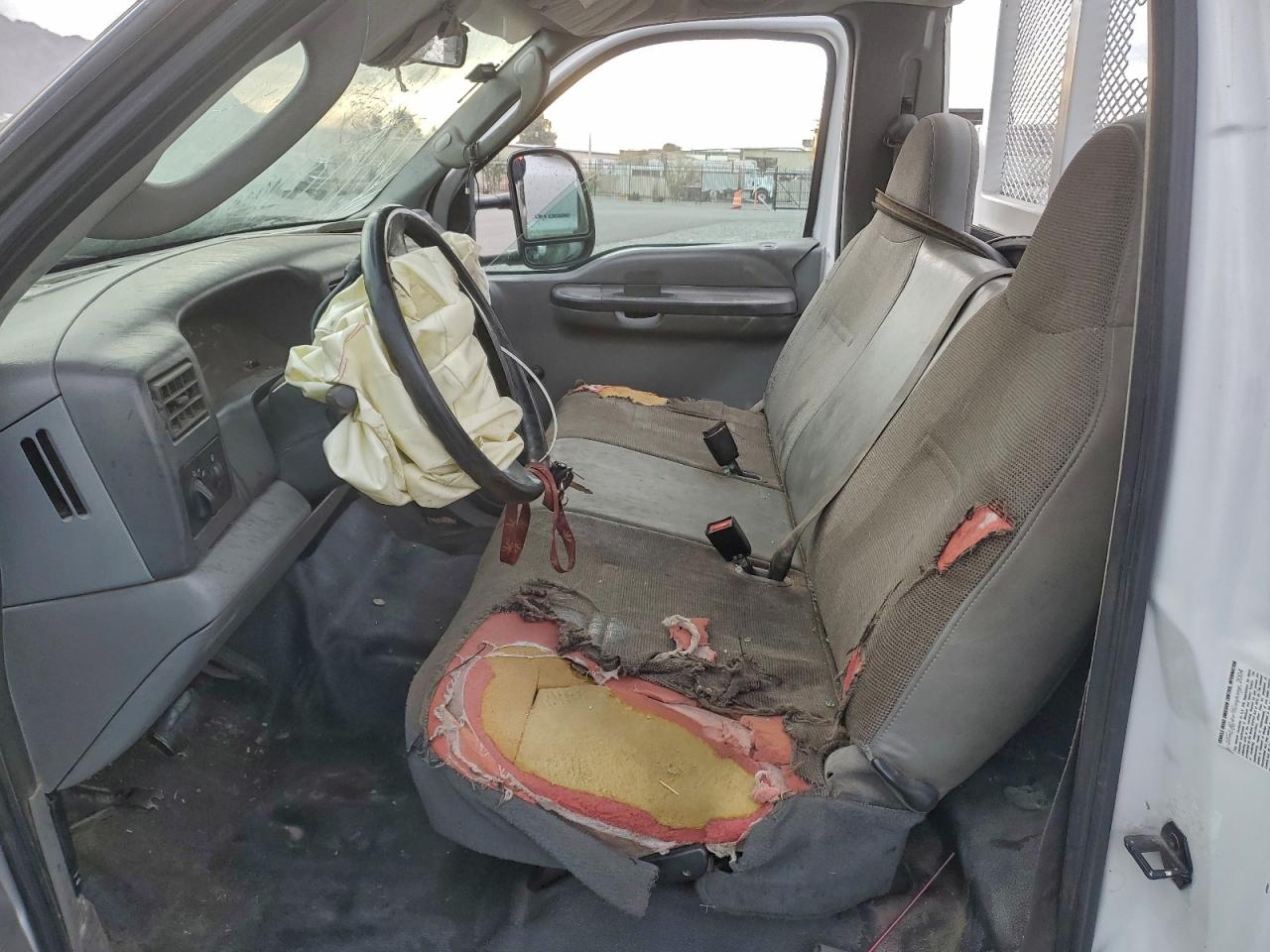 Ford F-350 Super Duty Image 10