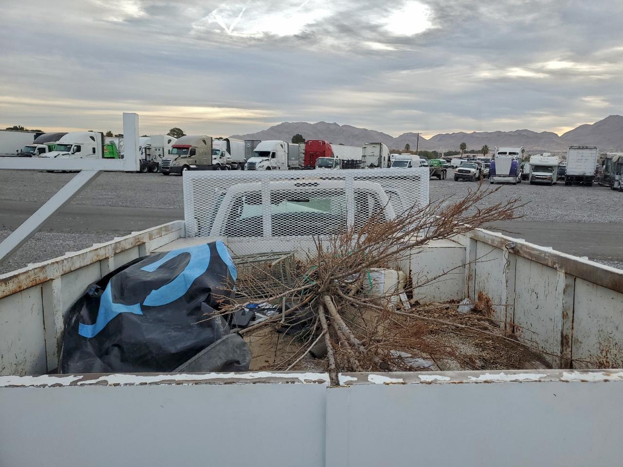 Ford F-350 Super Duty Image 8