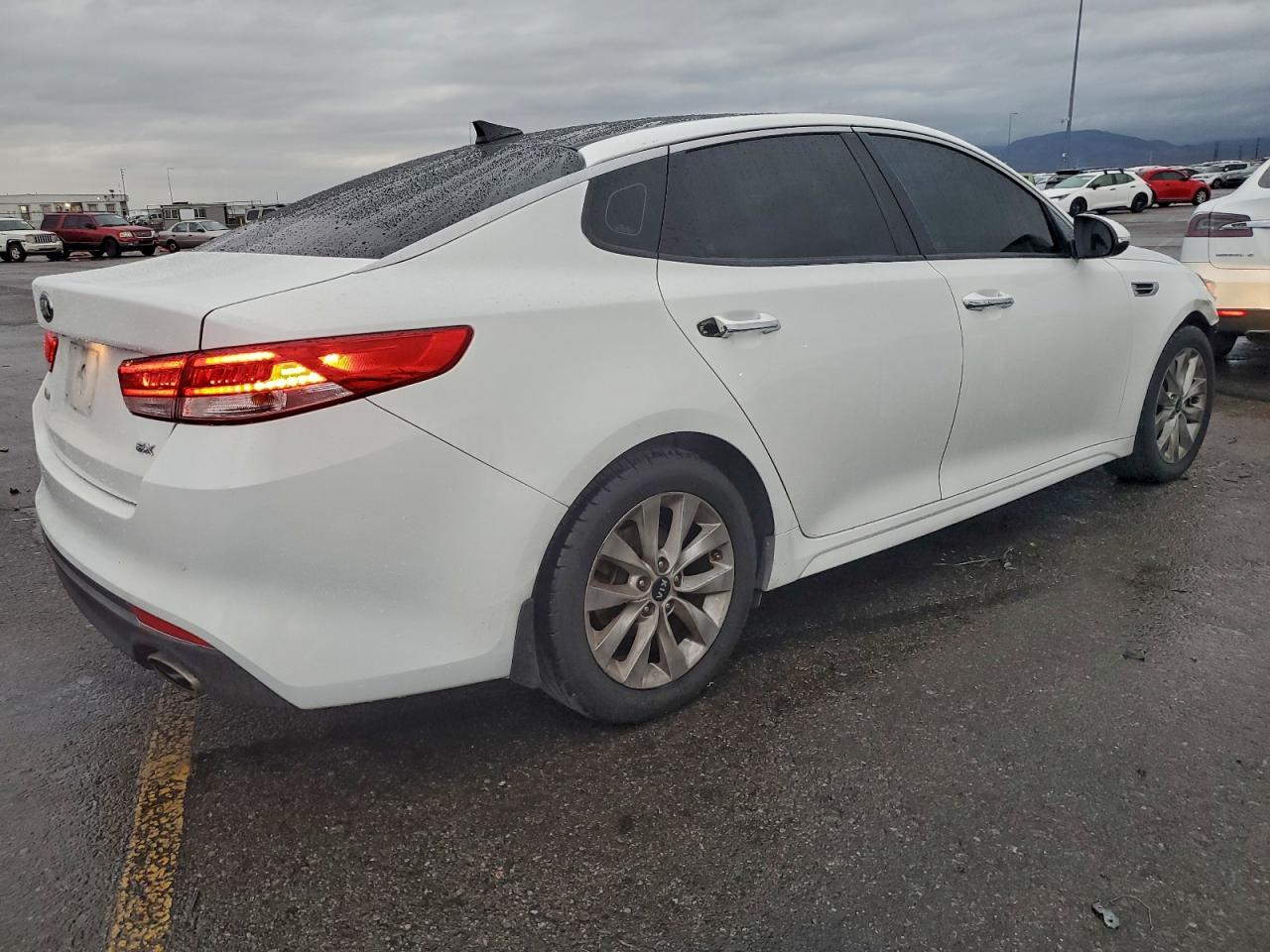 Kia Optima Ex Image 7