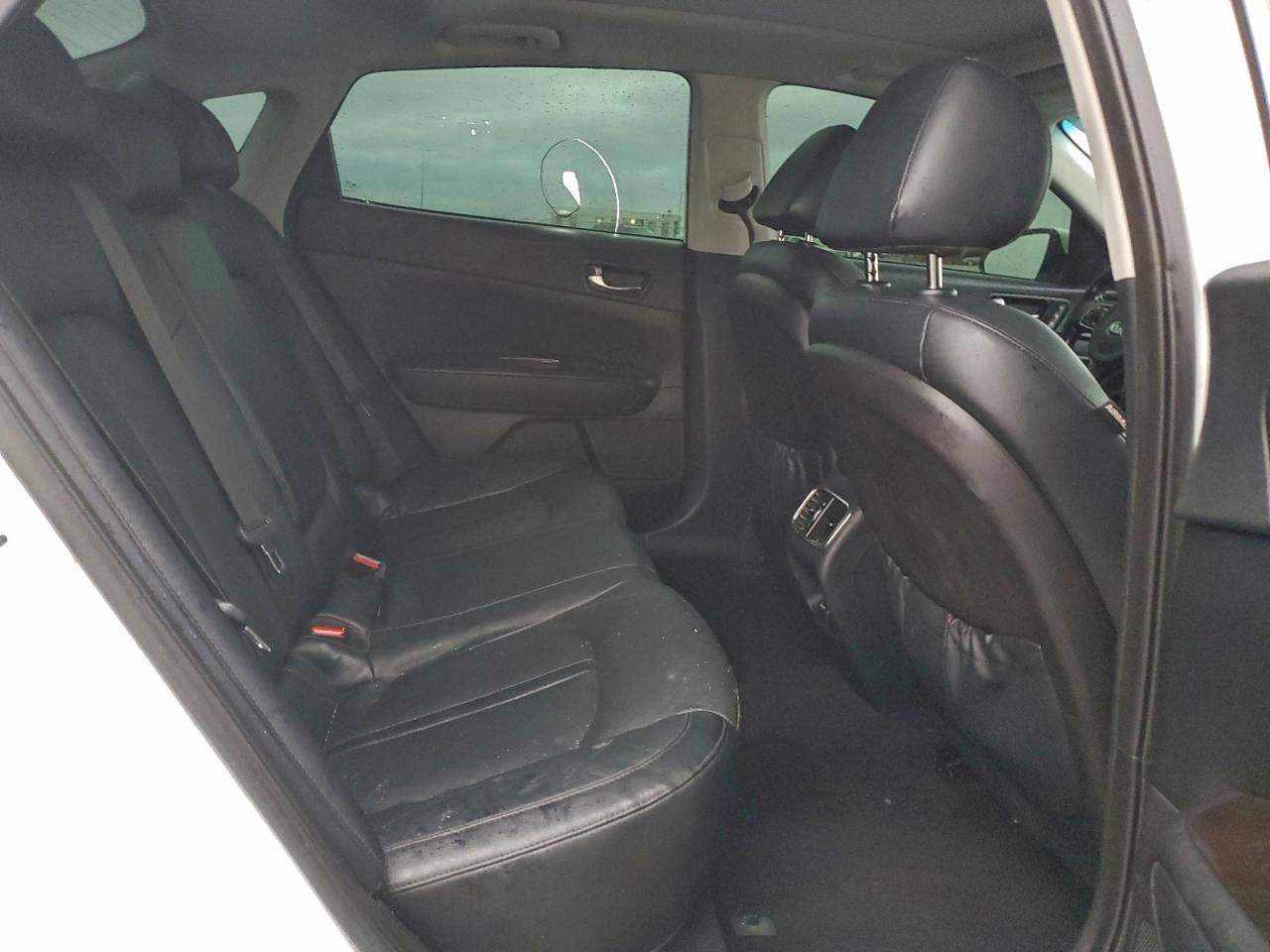 Kia Optima Ex Image 11