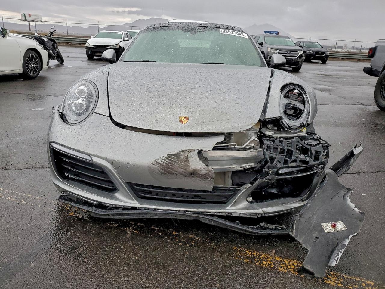 Porsche 911 Carrera Image 10