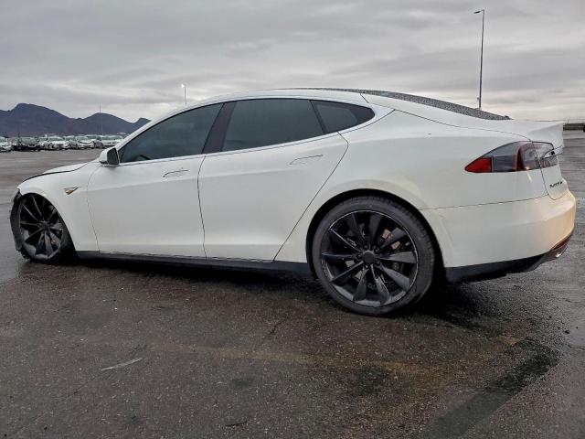 Tesla Model S Image 11